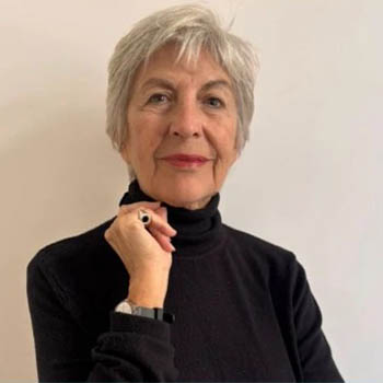 ANA MARÍA BATTISTOZZI